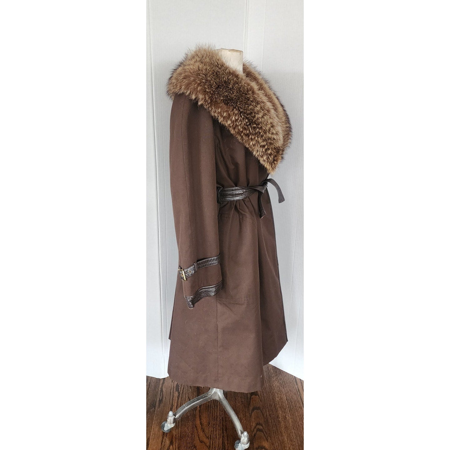 Vintage 70s SILLS A Bonnie Cashin Design Brown Leather Raccoon Fur Coat