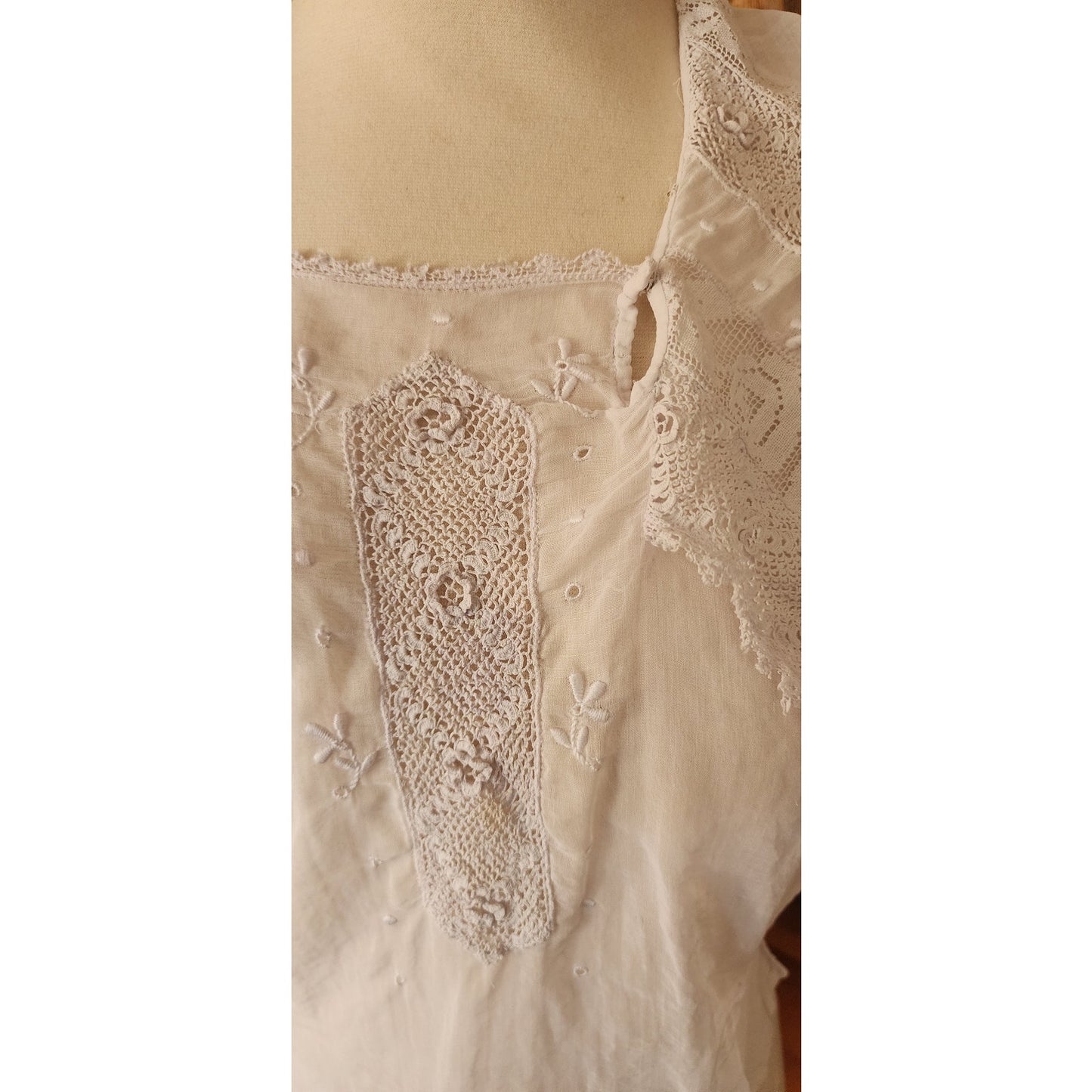 Antique Edwardian Blouse White Cotton Lace Embroidery Sailor Collar / S