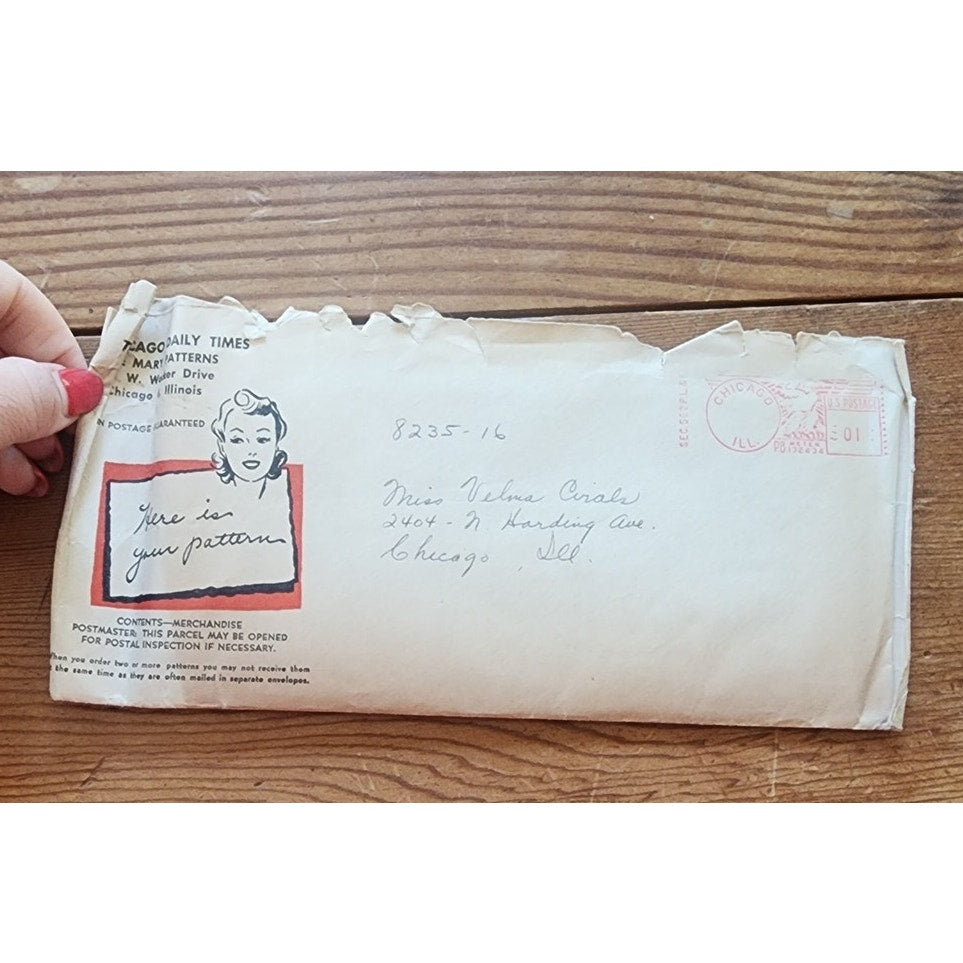 VTG 40s Dress ORIGINAL Sewing Pattern Uncut Chicago Daily Times Marian Martin 8335  Mail Order