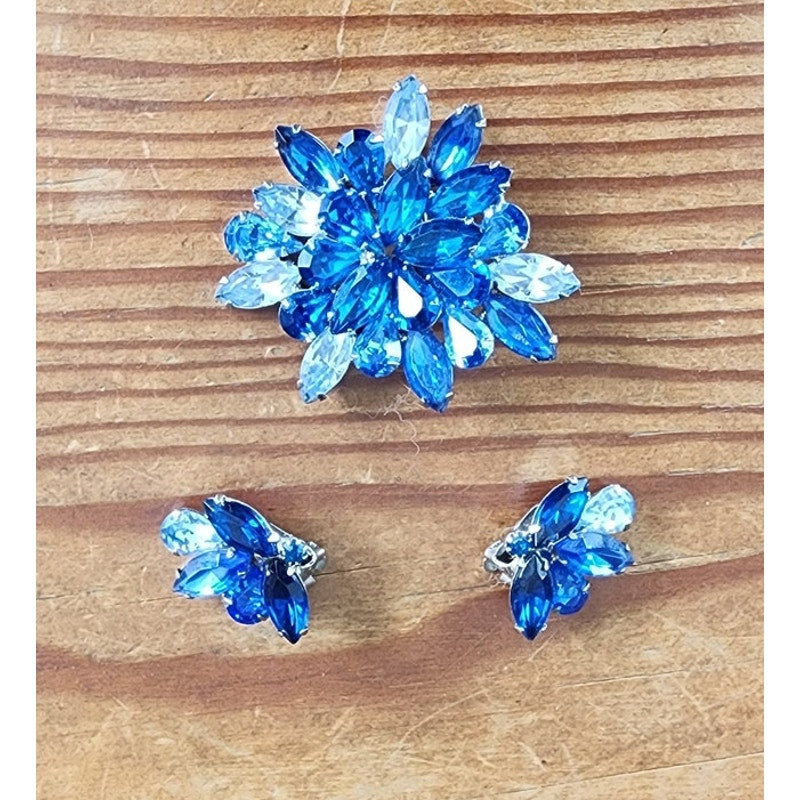 Vintage Weiss Blue Rhinestone Brooch + Clip Earrings Set Demi Parure