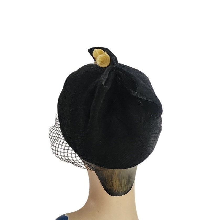 Vintage 30s Art Deco Style Hat Black w/Cream Lucite Modernist Design