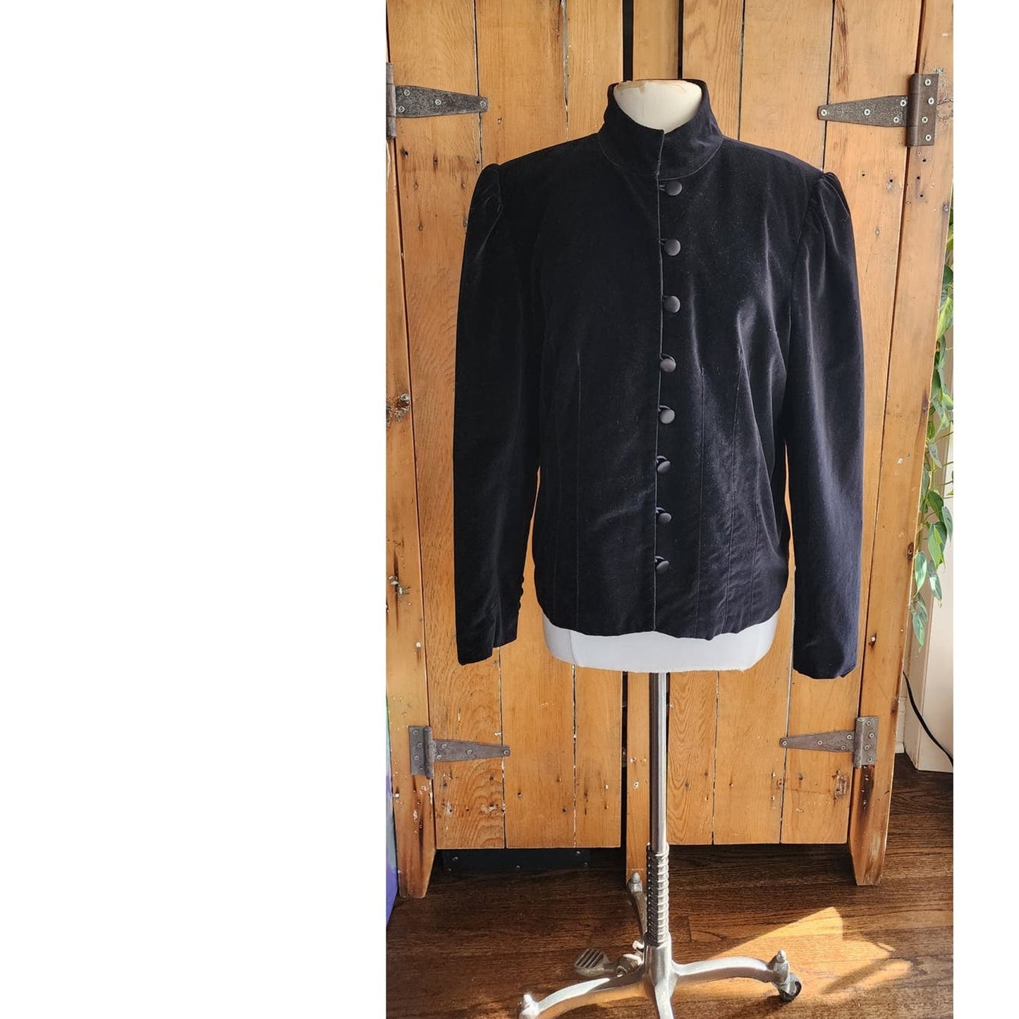 Vintage 80s Black Velvet Jacket Blazer Boutique Europa