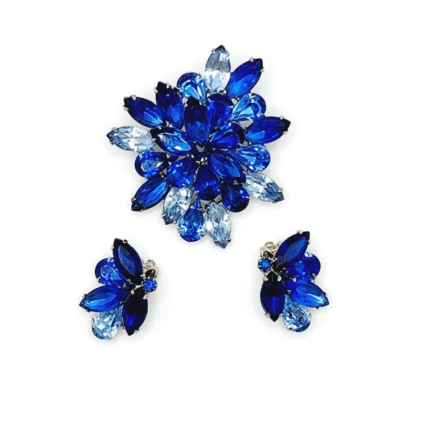 Vintage Weiss Blue Rhinestone Brooch + Clip Earrings Set Demi Parure