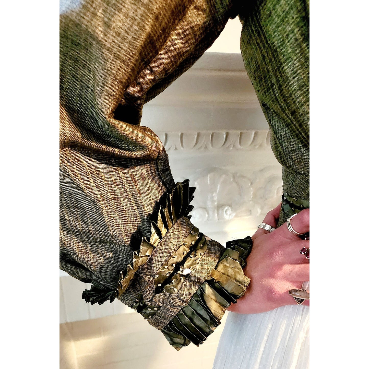 Antique Ladies Jacket Edwardian 1900s 1910s Gray Silk Black Coiled Trim