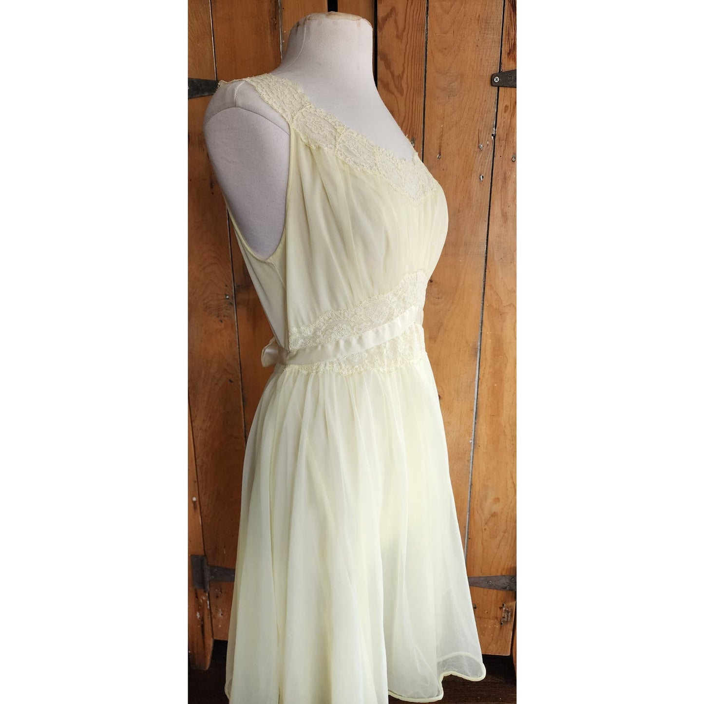 Vintage 50s Yellow Slip Dress 38 Nylon Lace Vanity Fair
