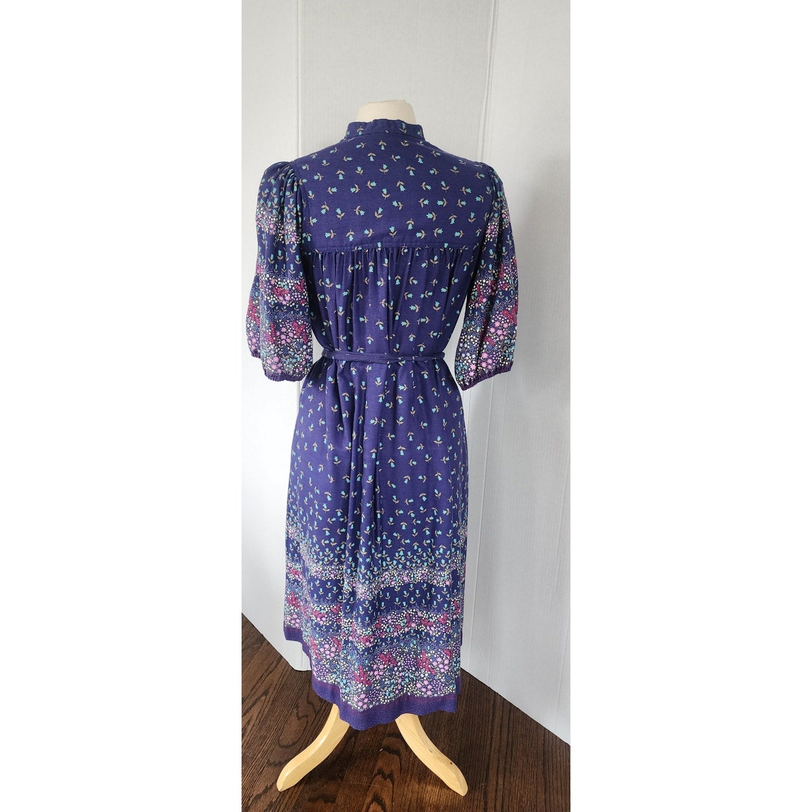 Vintage 70s Floral Print Dress Dark Blue Robbie Bee Neiman Marcus Prairiecore Farmcore Cottagecore Boho Hippie