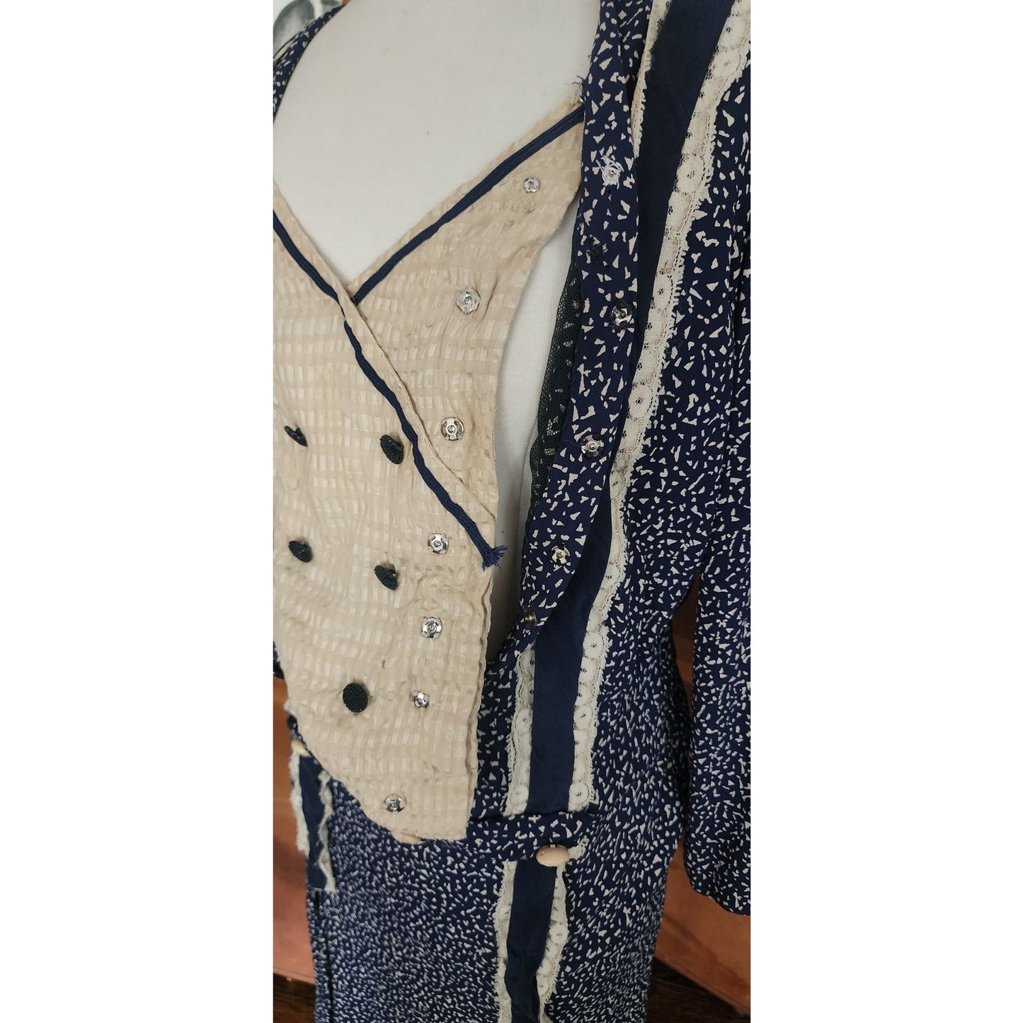 Vintage 1920s Day Dress Silk Print Navy Blue Polkadot Micro Dot Long Sleeves / S