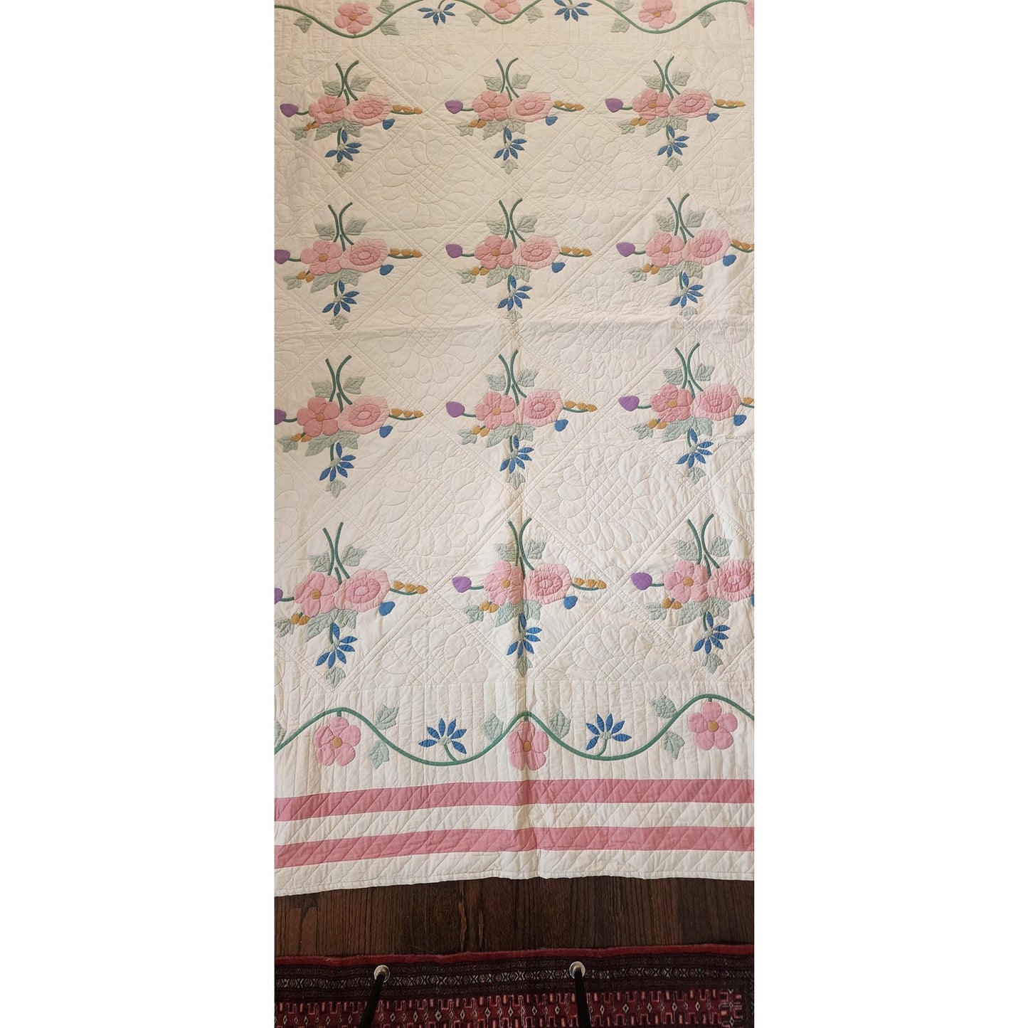 Vintage 30s 40s Quilt Appliqué Floral Bouquet with Swag Border Cheddar Cotton