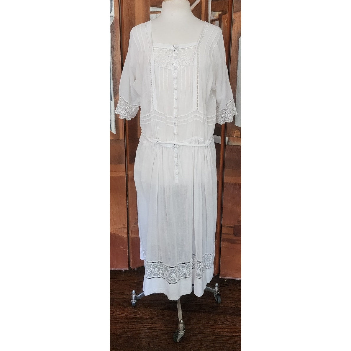 Antique 1910s White Lingerie Tea Dress Lawn Gown Crochet Lace Embroidery Drop Waist L