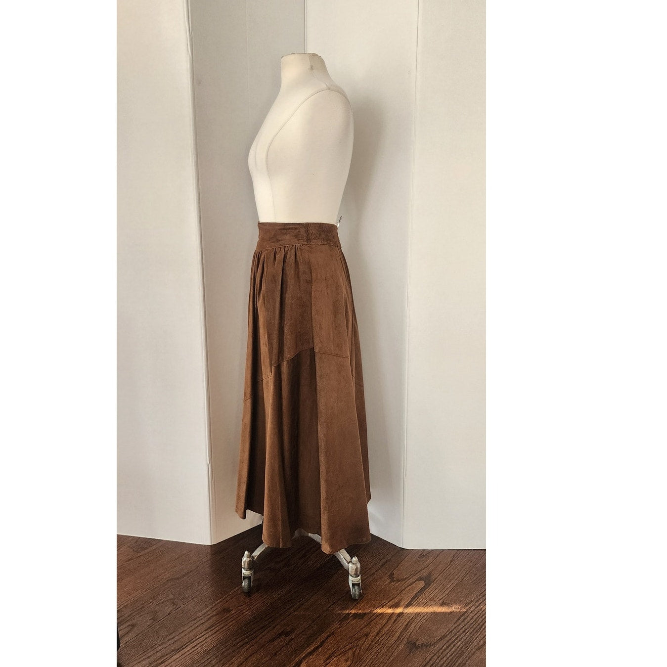 Vintage 70s Midi Skirt in Brown Suede Pia Rucci Large