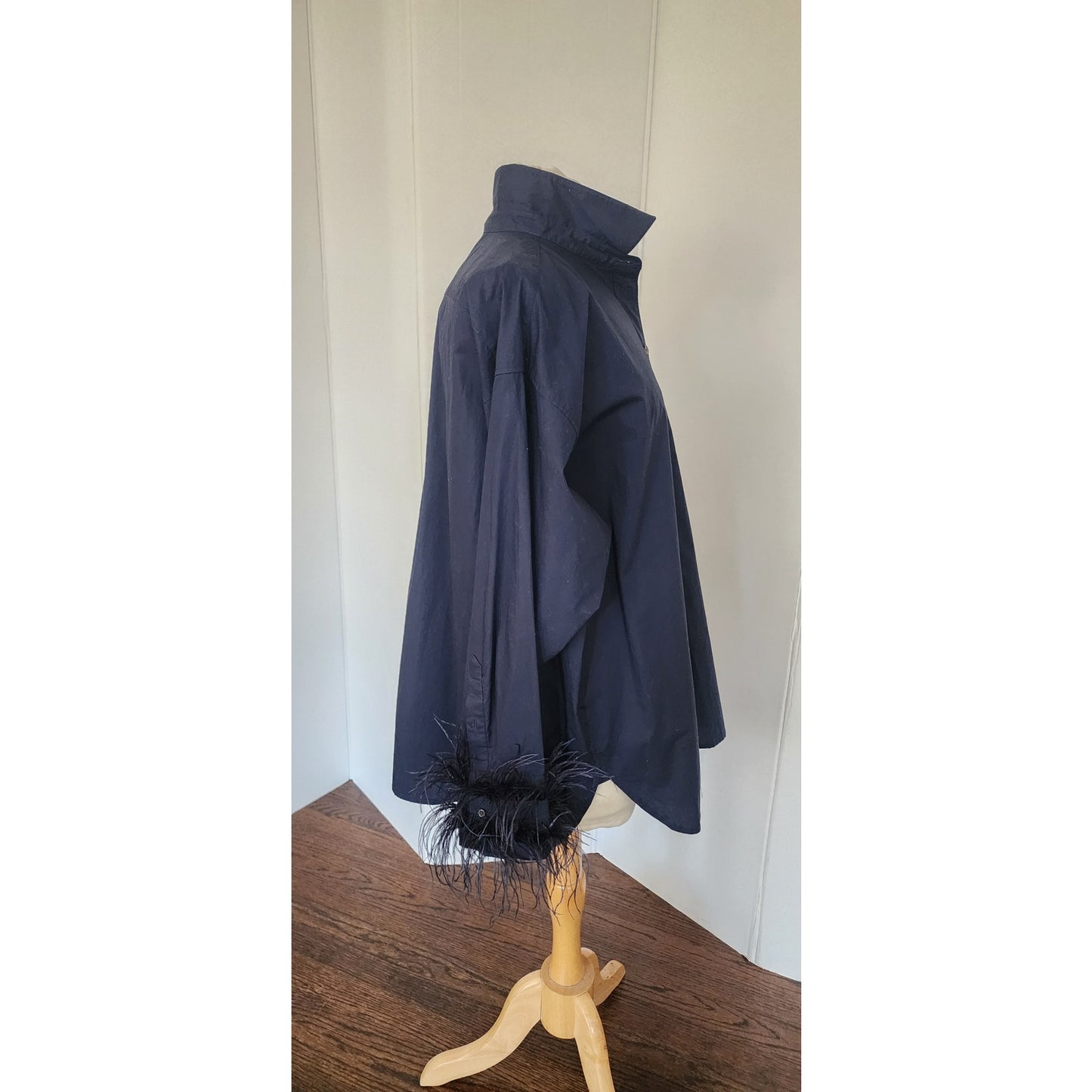 J CREW Navy Blue Cotton Shirt w/Feather Sleeve Cuffs Cotton Poplin Womens Large