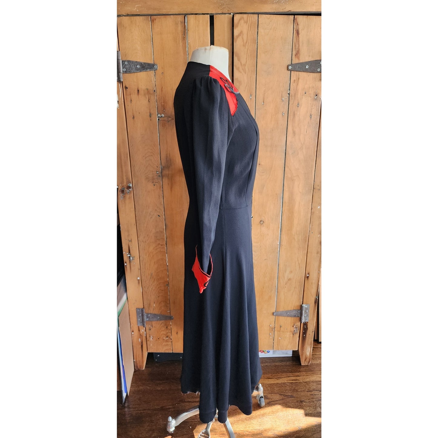 Vintage 70s Black & Red Dress 40s Retro Style