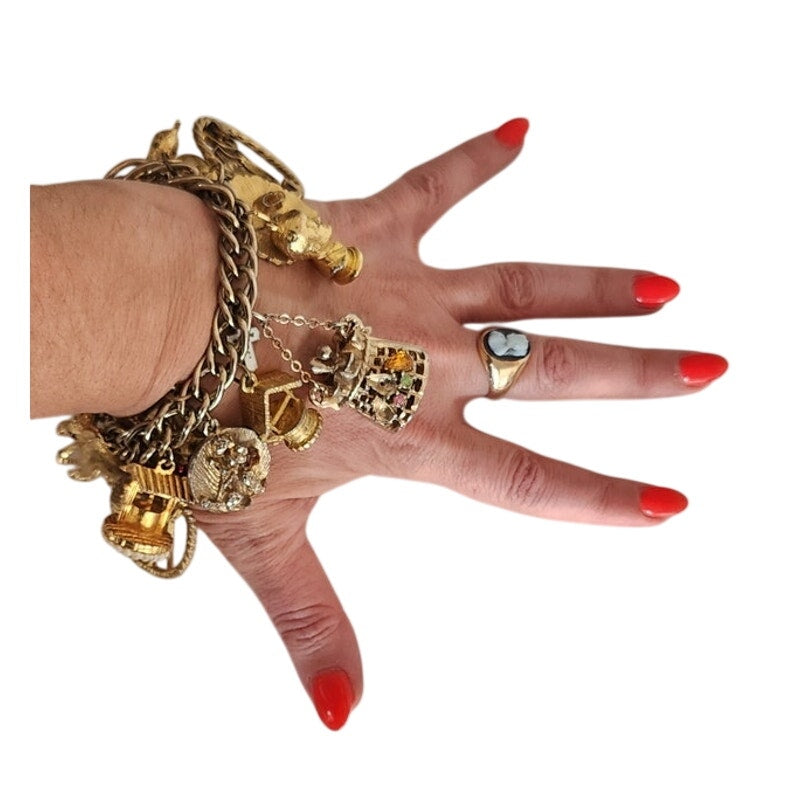 Vintage 50s 60s Gold Charm Bracelet Travel & Hobbies Novelty