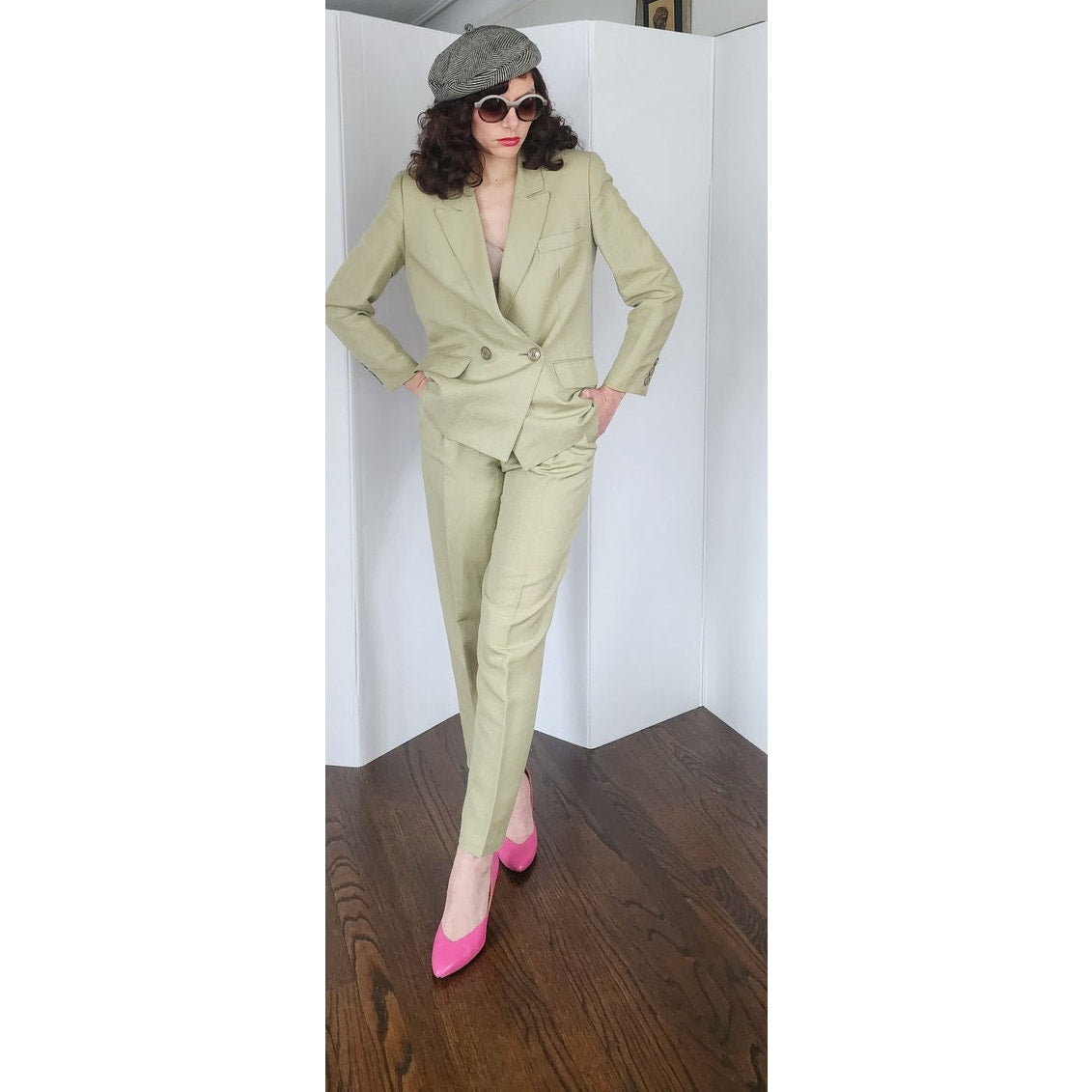 Vintage 80s Designer Pant Suit Pale Green Linen Collectible Gold Giorgio Sant Angelo