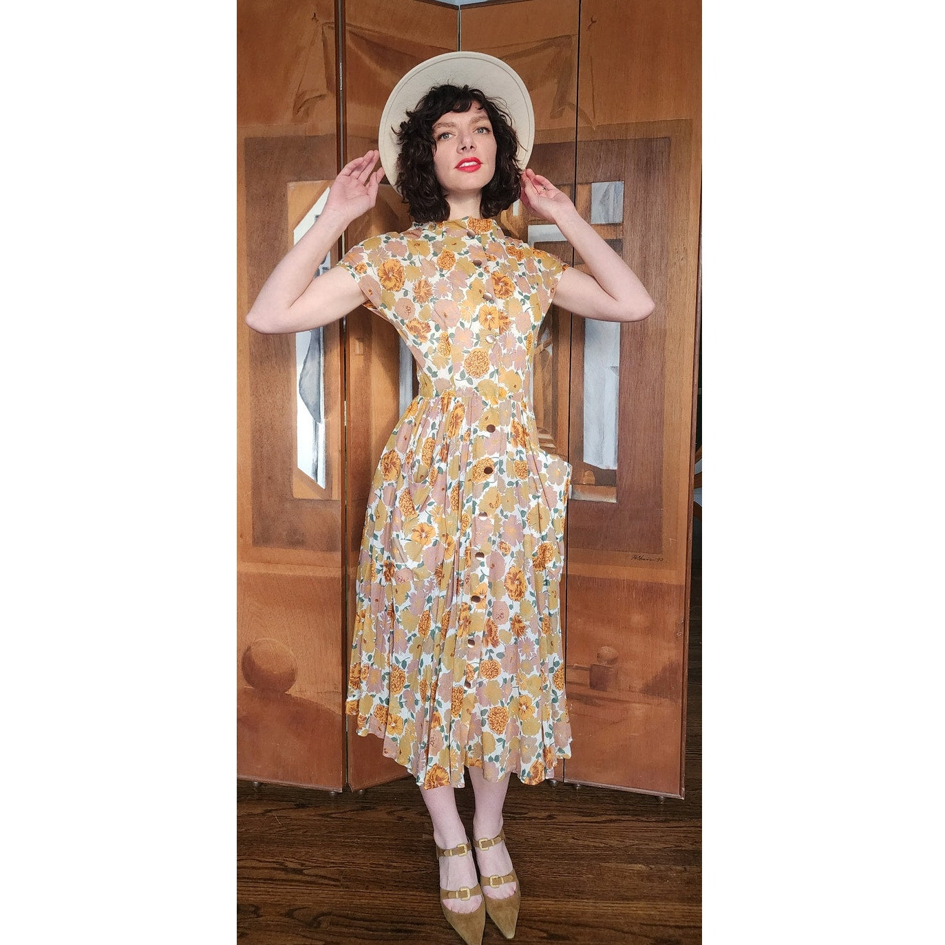 Vintage 40s Floral Print Short Sleeve Button Front Cotton Midi Day Dress w/Pockets Circle Skirt