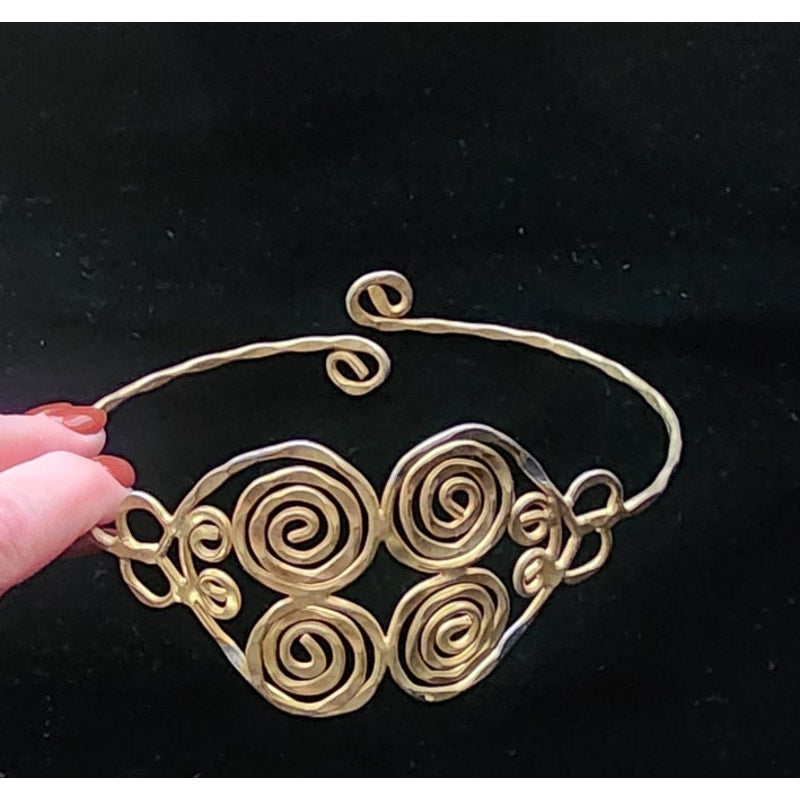 Vintage 1970s Gold Torque Choker Spiral Necklace