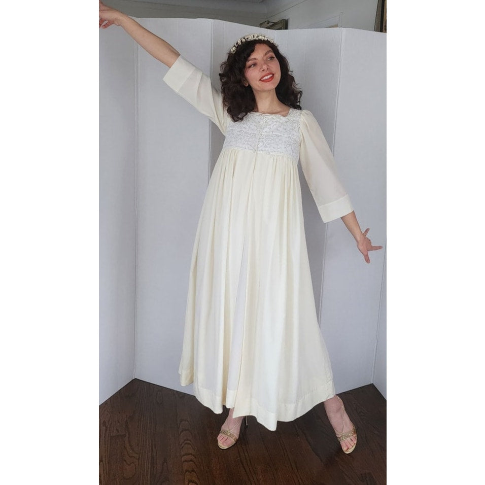 Vintage 70s Peignoir Cream Lace Robe & Long Slip Dress Iris Lingerie