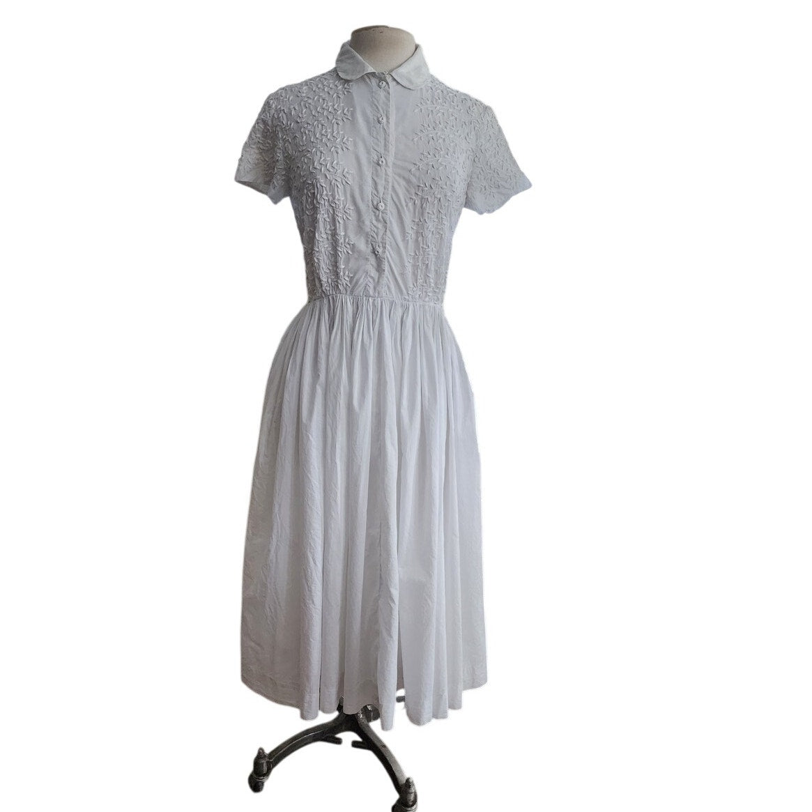 Vintage 50s Shirtdress White Embroidered Cotton Short Sleeve