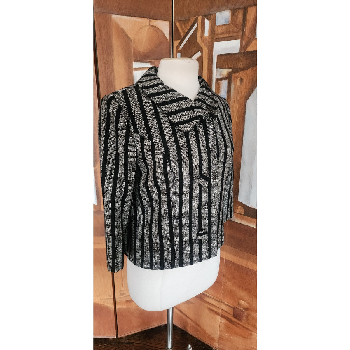 Vintage 60s SYBIL CONNOLLY Mod Cropped Blazer Gray Wool Tweed Black Stripes Large Collar