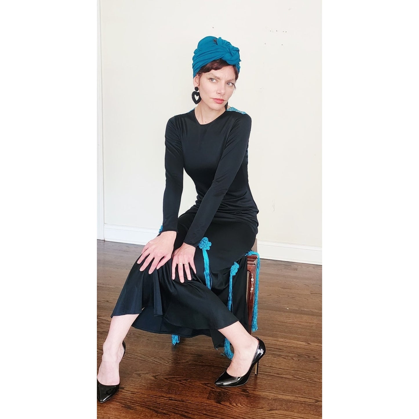 Vintage 80s Evening Dress Black w/Turquoise Knit Open Back Fishtail Skirt Victoria March Chicago