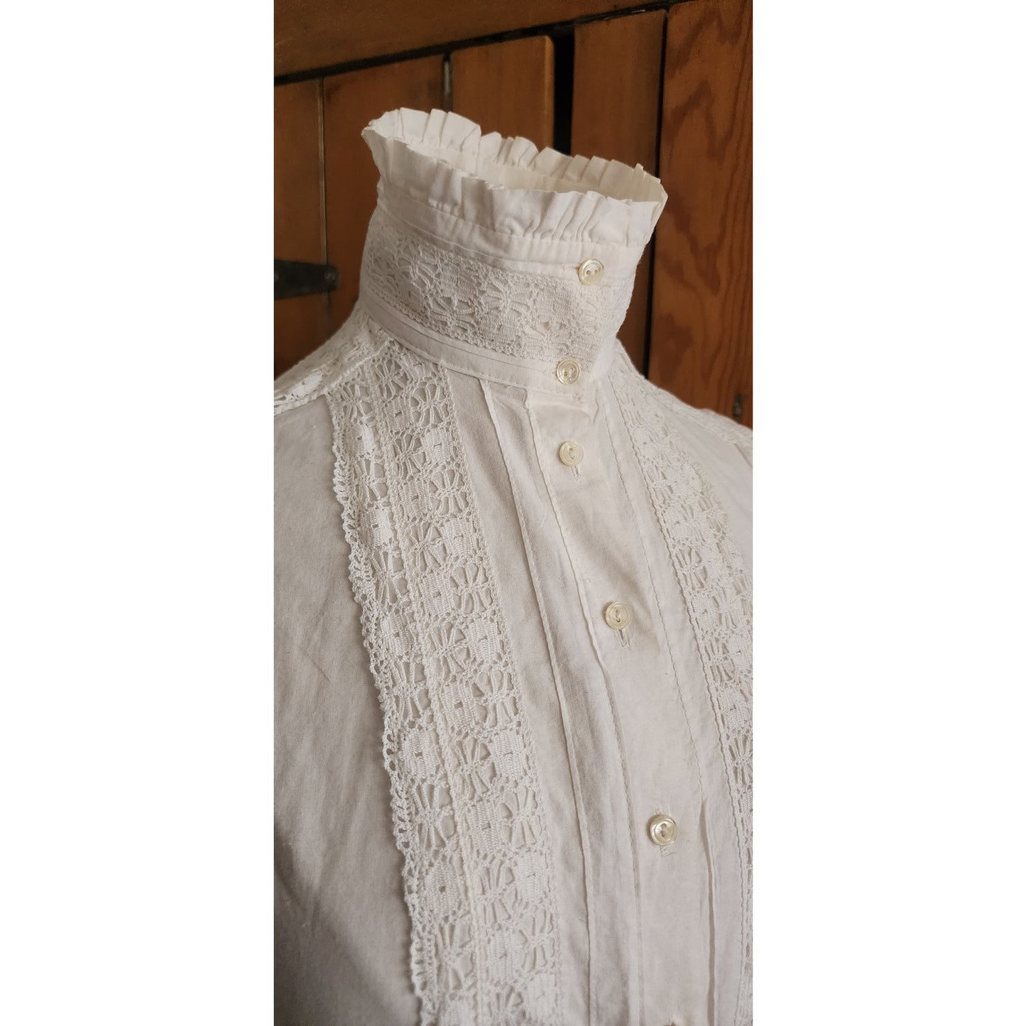 Vintage 80s LAURA ASHLEY White Ruffled Front Blouse Crochet Lace Button Down Shirt High Neckline