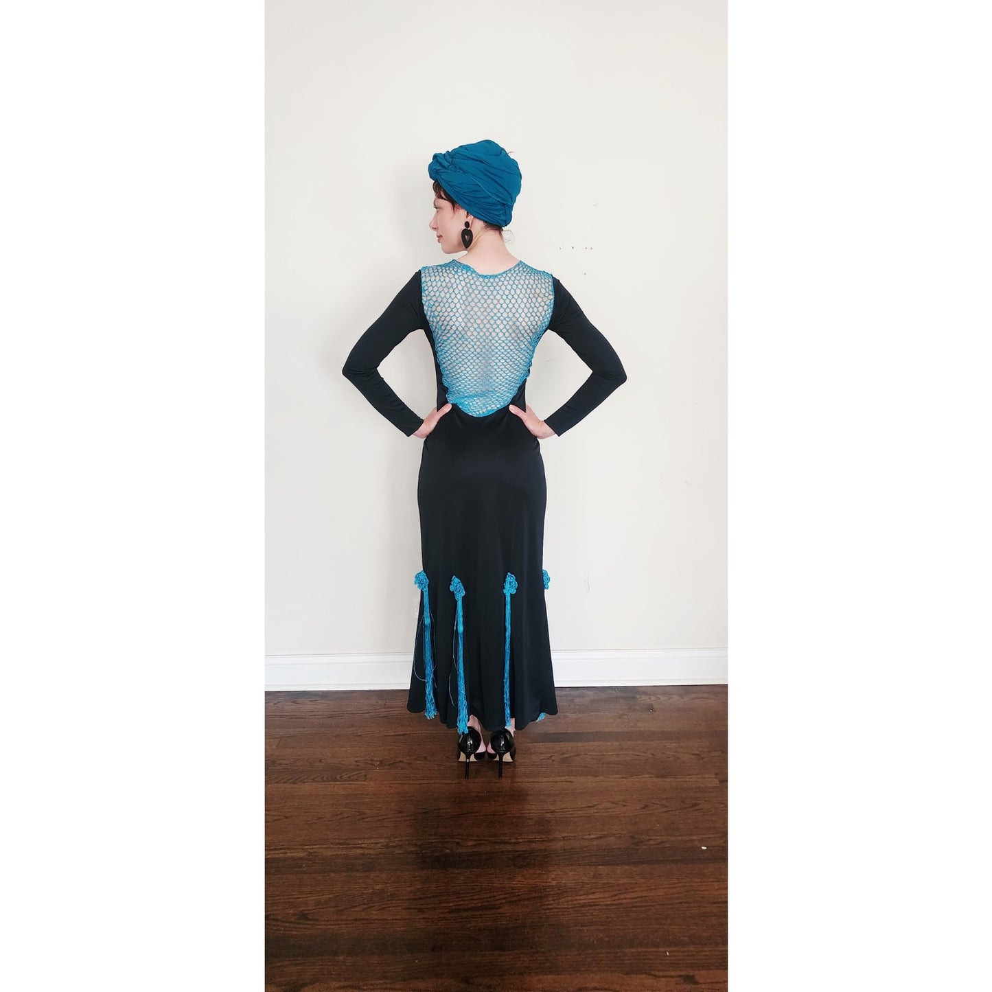 Vintage 80s Evening Dress Black w/Turquoise Knit Open Back Fishtail Skirt Victoria March Chicago