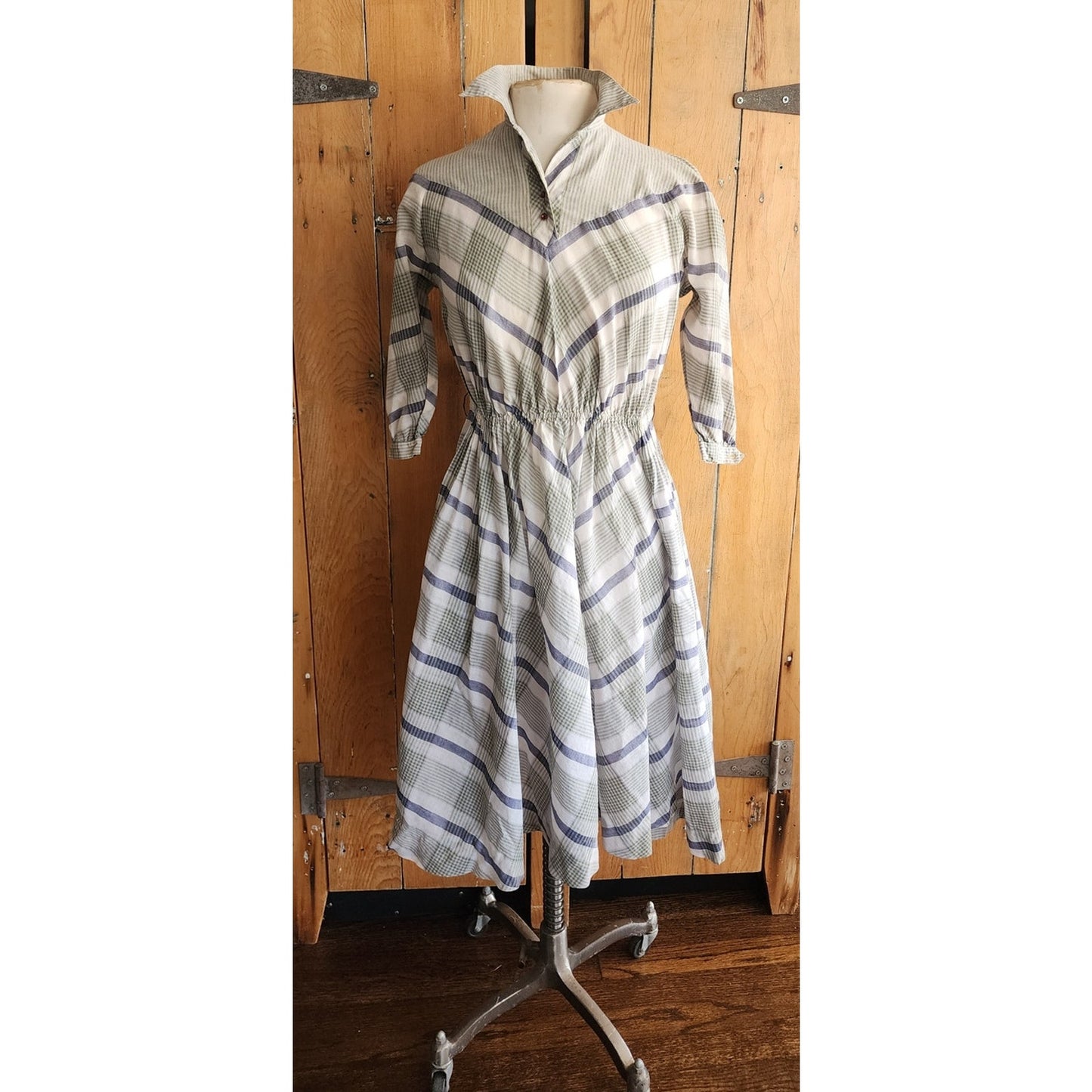 Vintage 50s Gray Dress Chevron Strip Plaid Print  / Medium