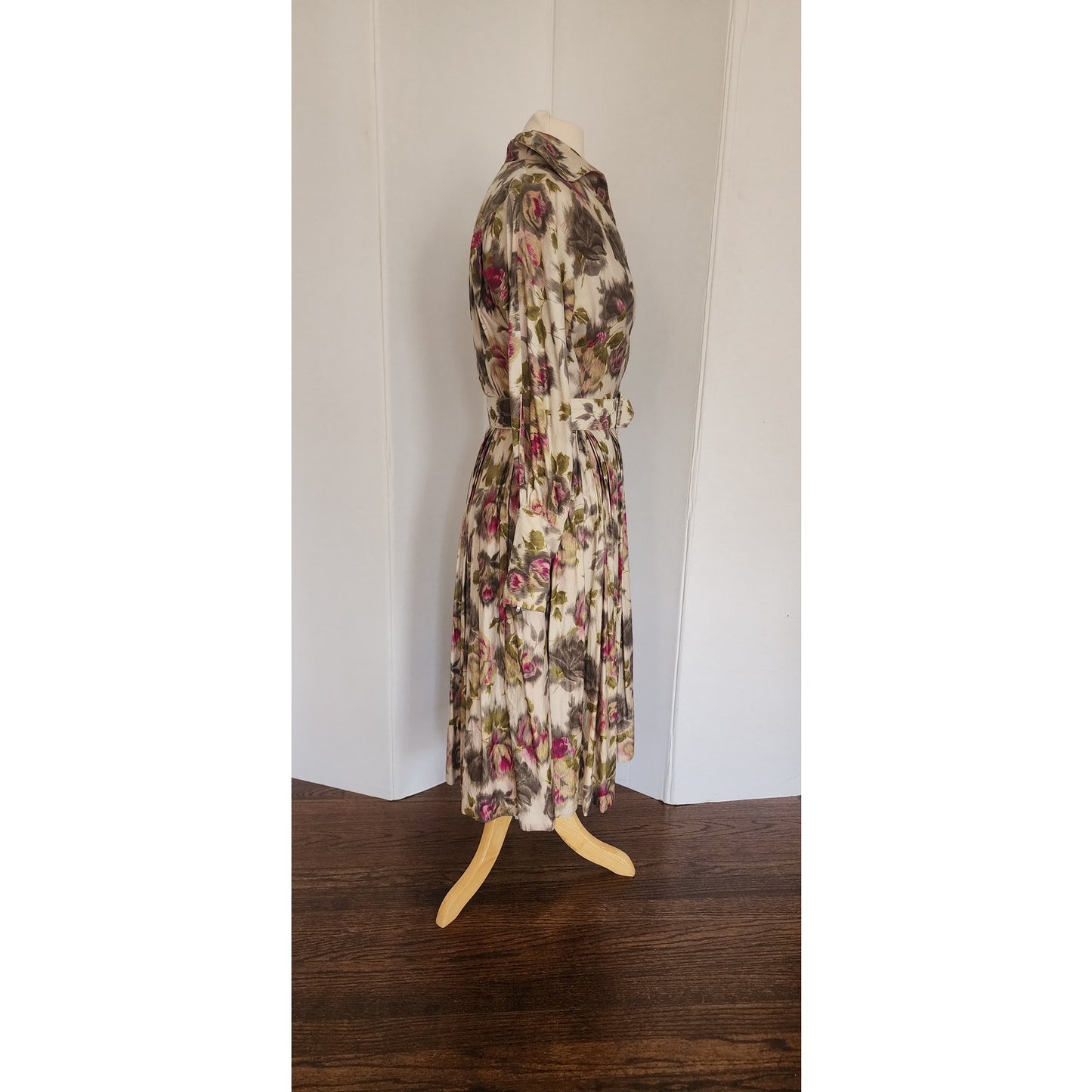 Vintage 1950s Floral Print Dress Belted Button Down Silk Shirtdress Olga / XS