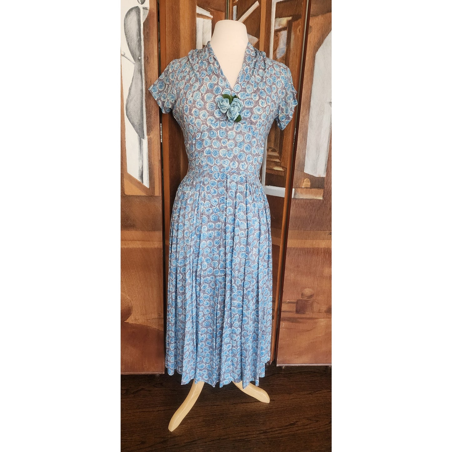 Vintage 1950s Blue Floral Rayon Midi Dress Fit and Flare Short Sleeve / S