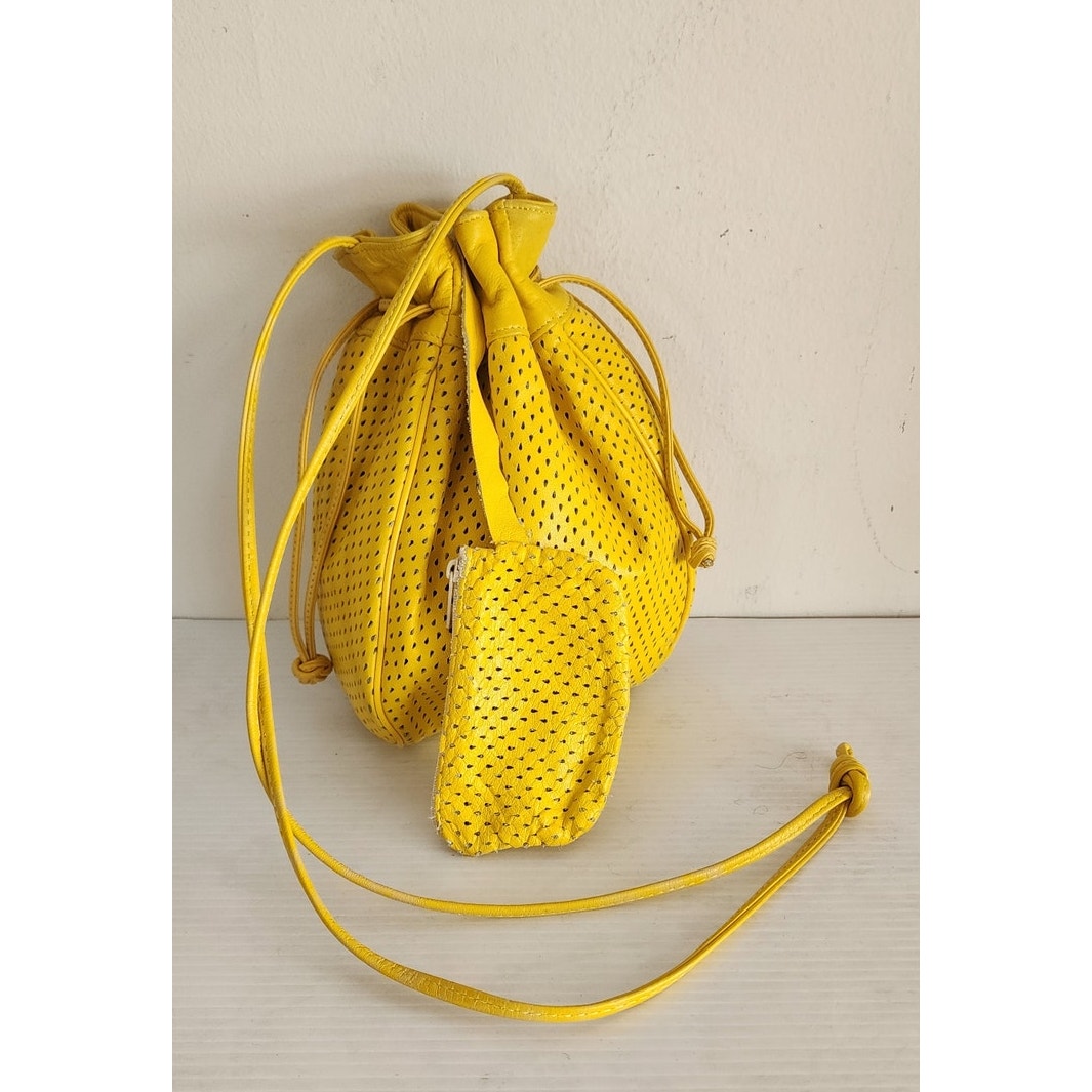 Vintage 80s Shoulder Bag Yellow Leather Crossbody