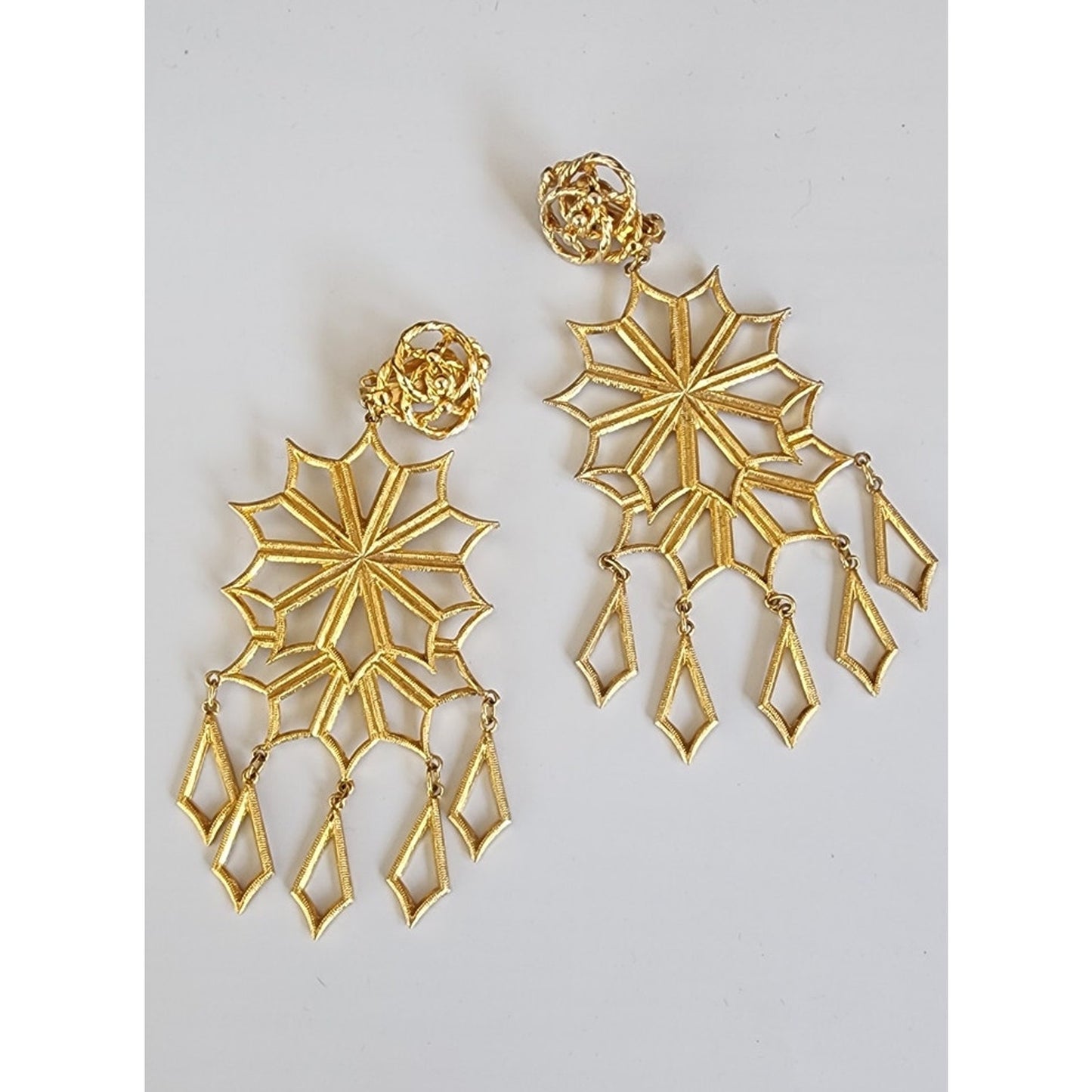 Vintage 80s Oversized Earrings Gold Snowflake Starbursts