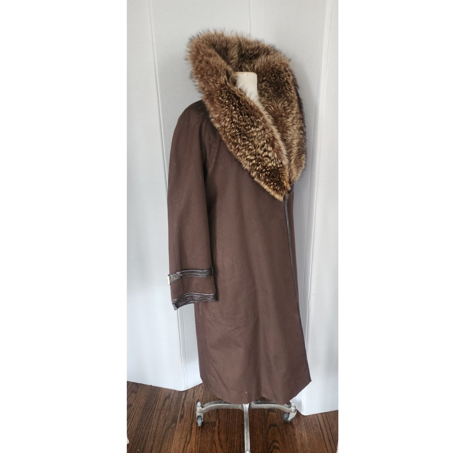 Vintage 70s SILLS A Bonnie Cashin Design Brown Leather Raccoon Fur Coat
