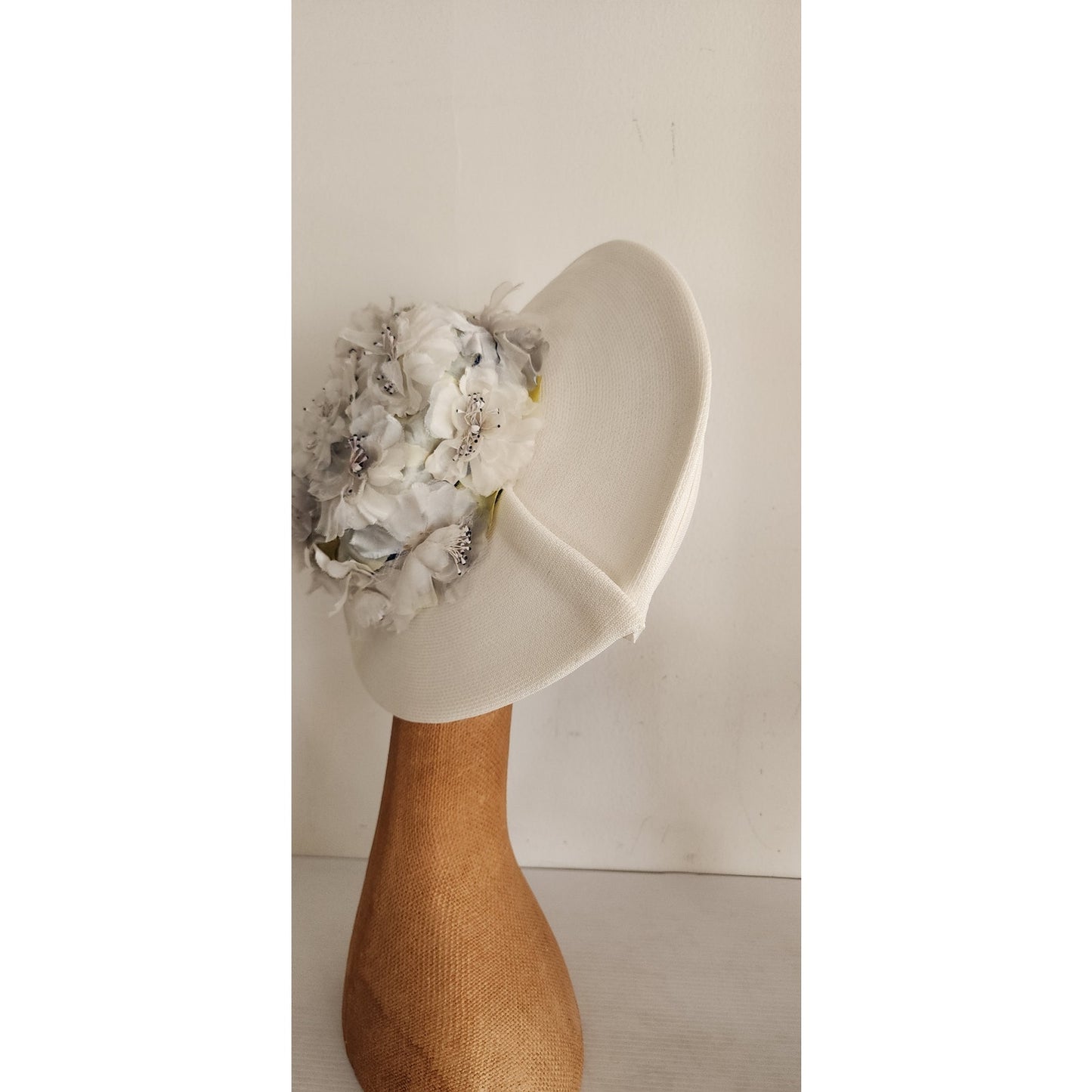 Vintage 50s Summer Hat White Straw Floral Crown Norman Durand