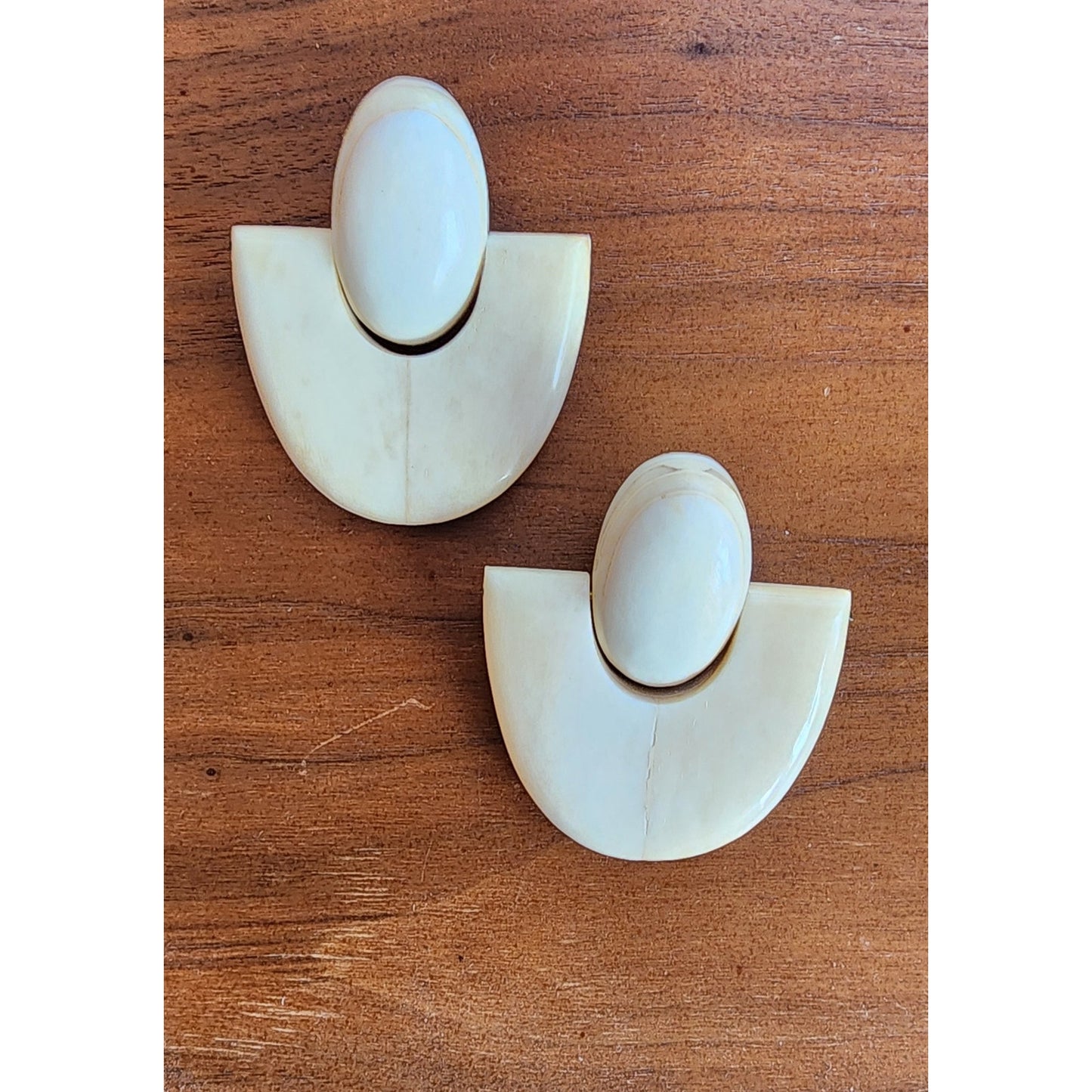 80s Bone Earrings Cream Oversized Geometric Clips
