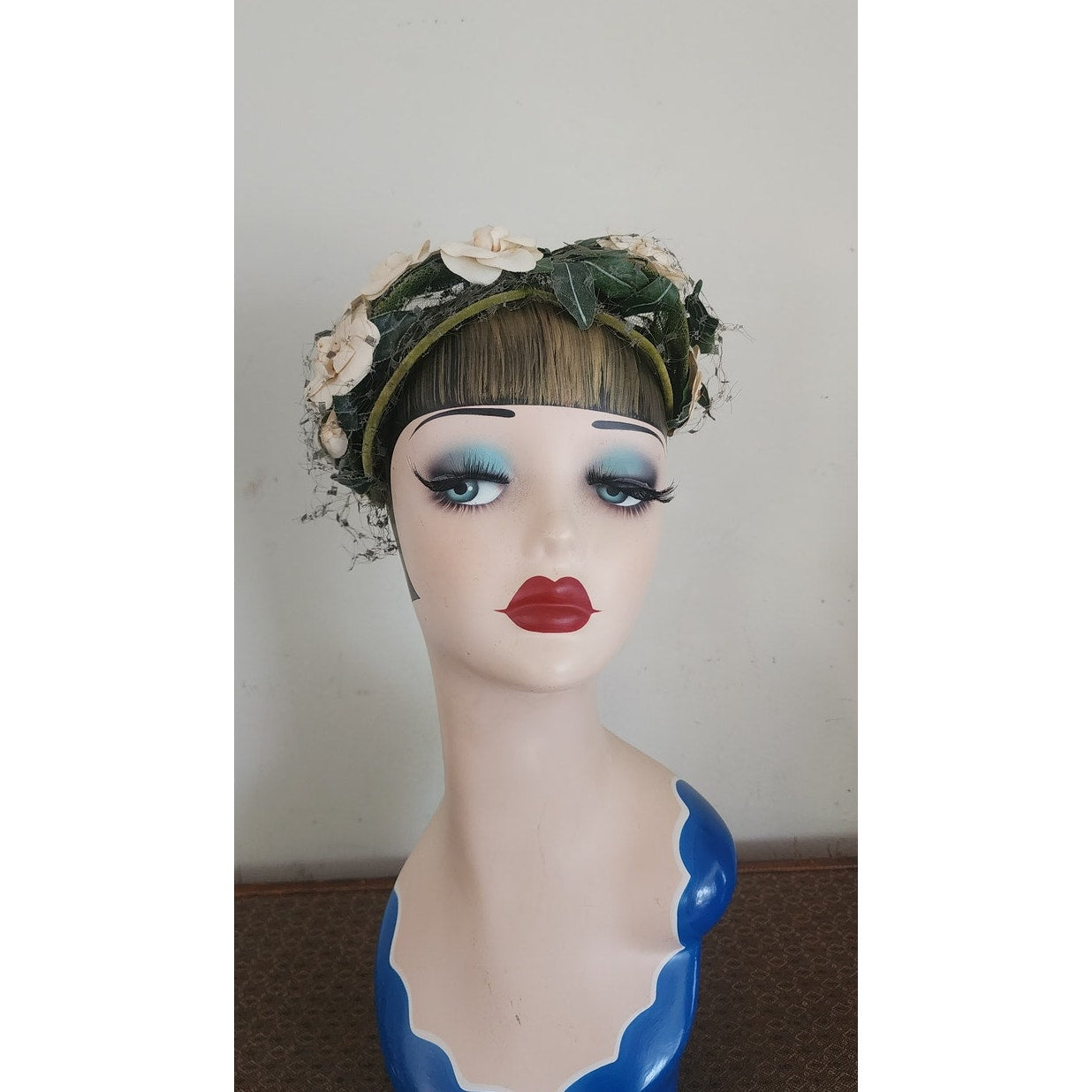 Vintage 50s Flower Hat Green Beige by Paulette Paris