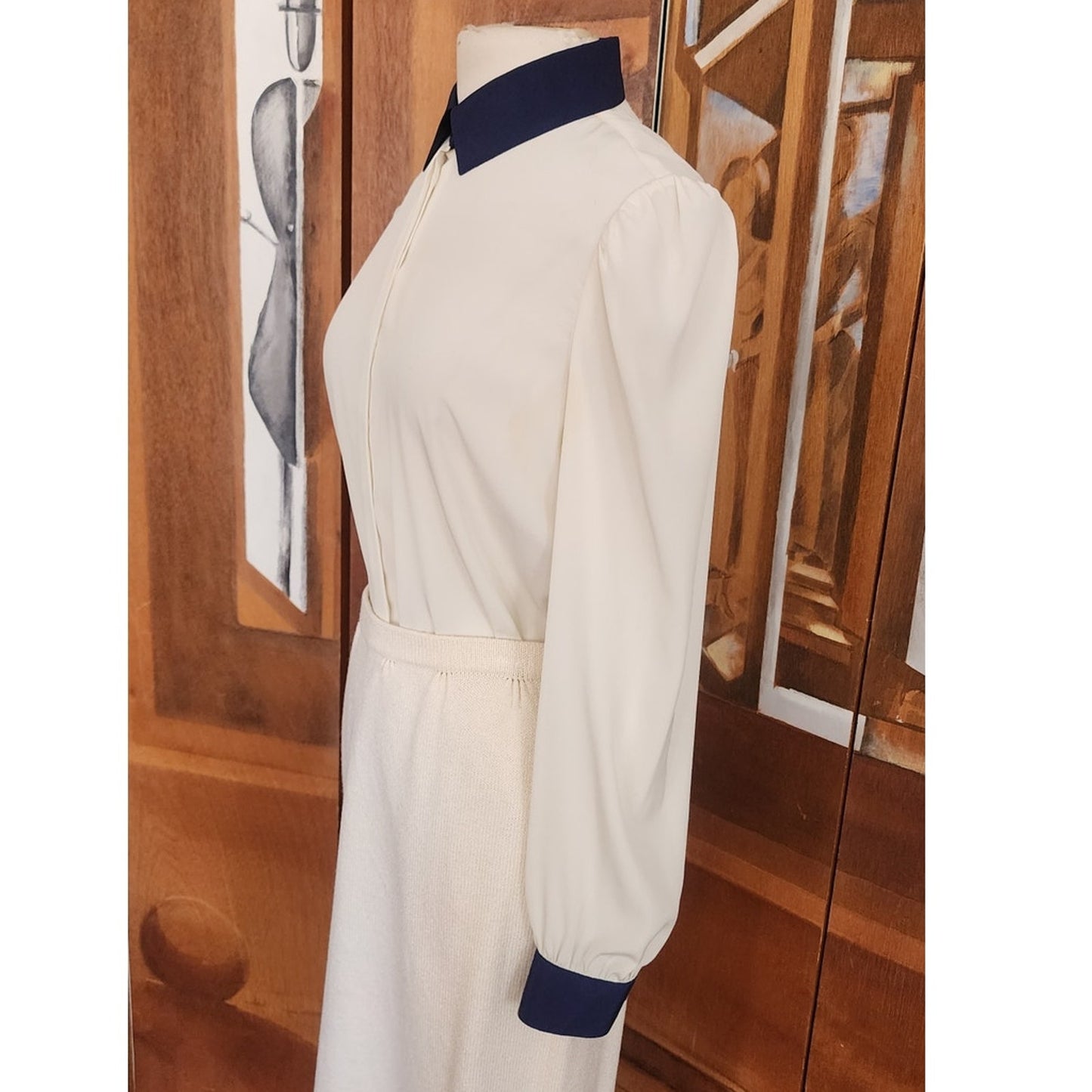 Vintage 1970s St John Suit Santana Knit Jacket Skirt Blouse Cream Navy 3 Piece