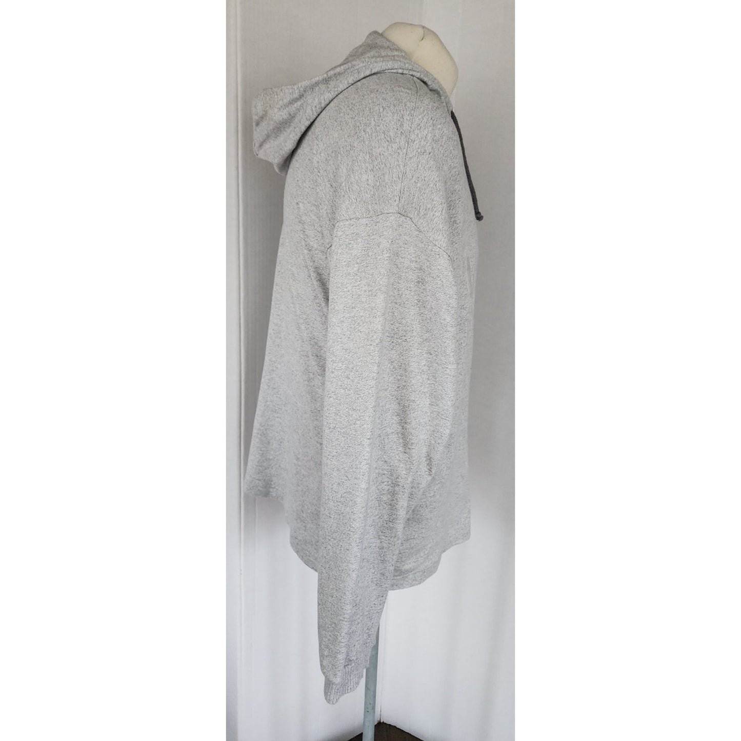Vintage 90s MENS Versace Jeans Couture Gray Hoodie Long Sleeved Top Shirt XL