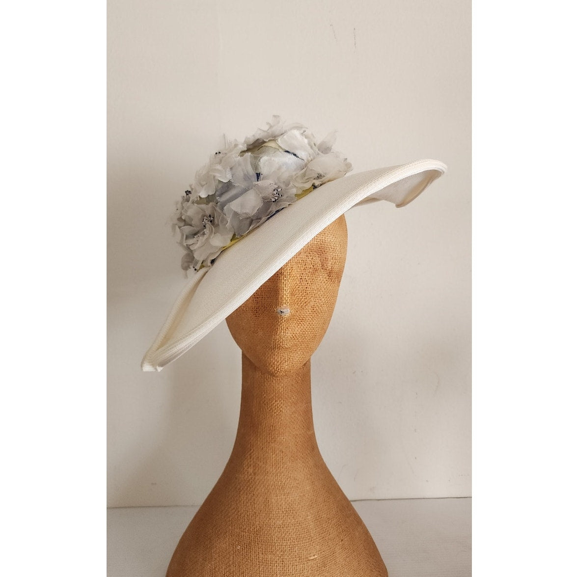 Vintage 50s Summer Hat White Straw Floral Crown Norman Durand