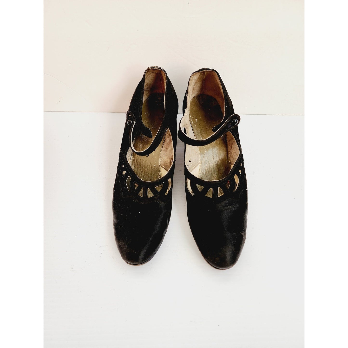 Vintage 20s Shoes Black Satin Mary Janes Size 6 AS IS
