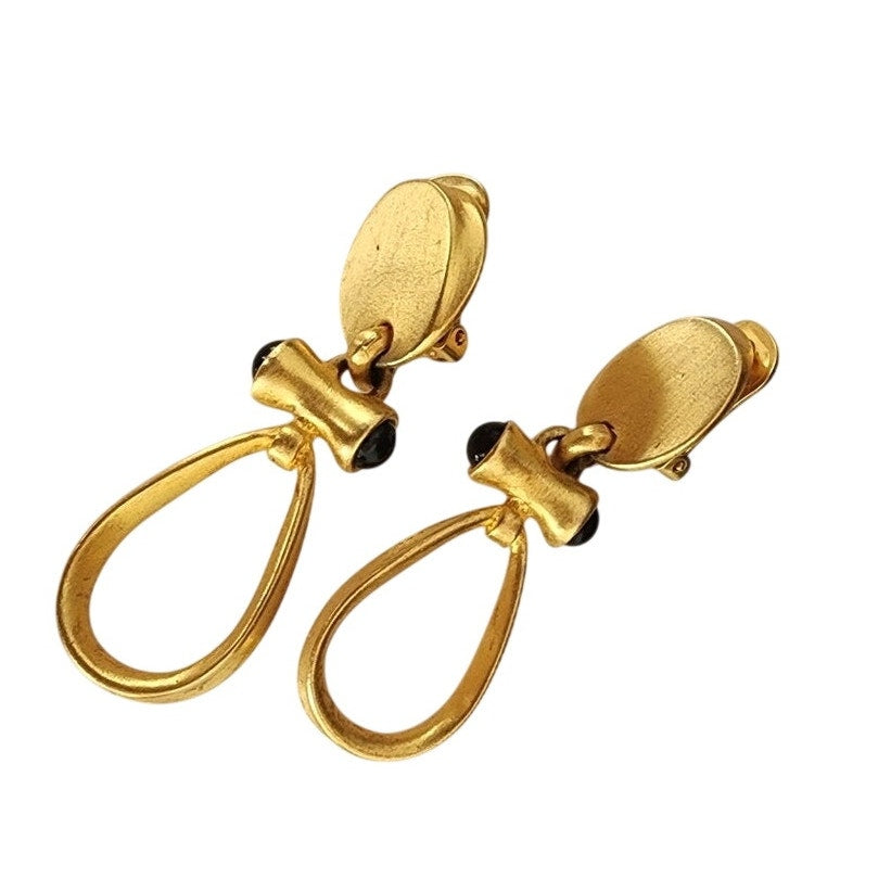 Vintage Gold and Black Teardrop Clip-On Earrings 80s 90s Etruscan Revival