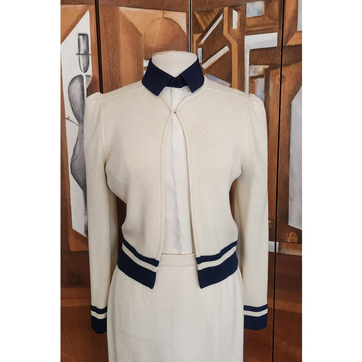 Vintage 1970s St John Suit Santana Knit Jacket Skirt Blouse Cream Navy 3 Piece