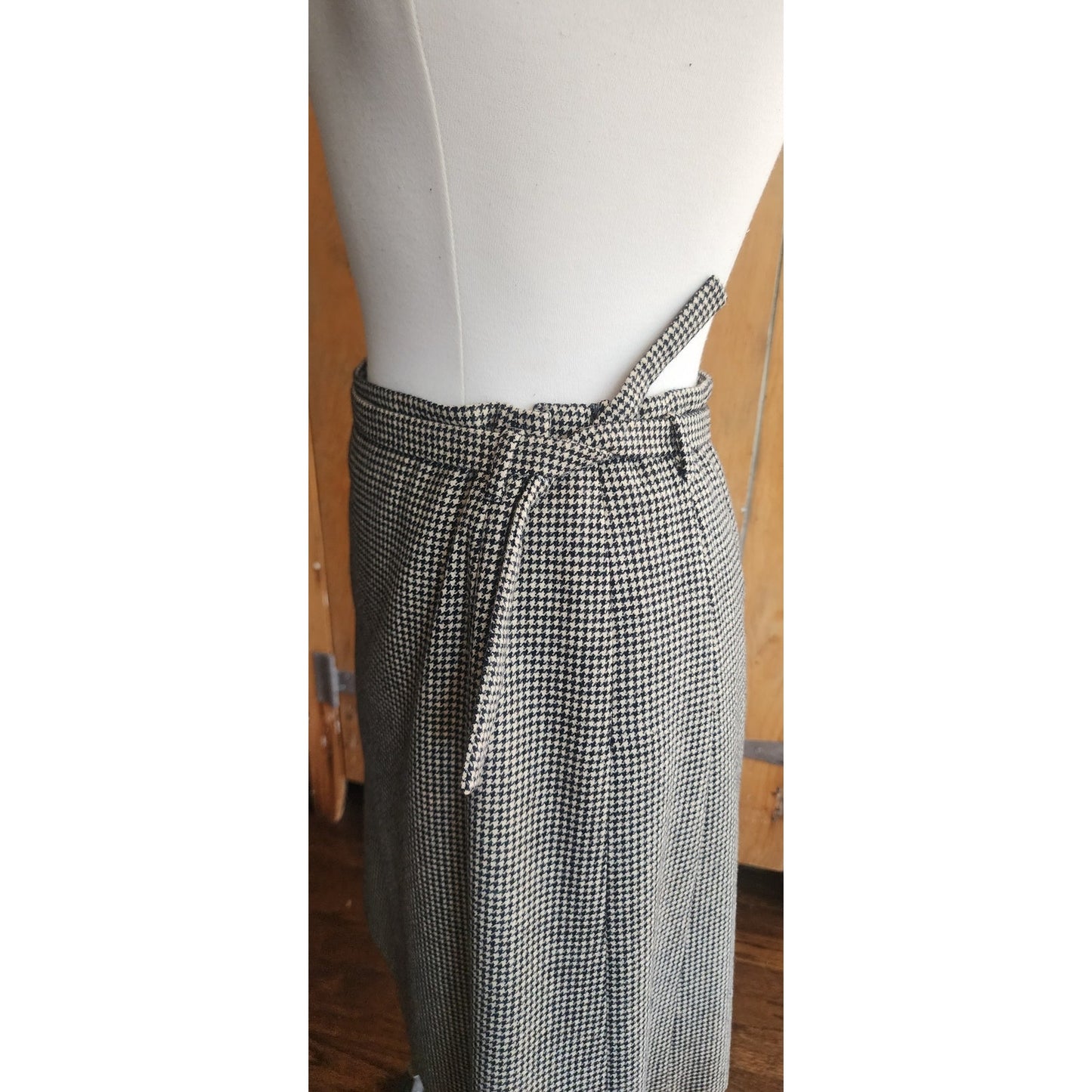 Vintage Dries Van Noten Wool Skirt Houndstooth Pattern w/ Belt Sash / Medium