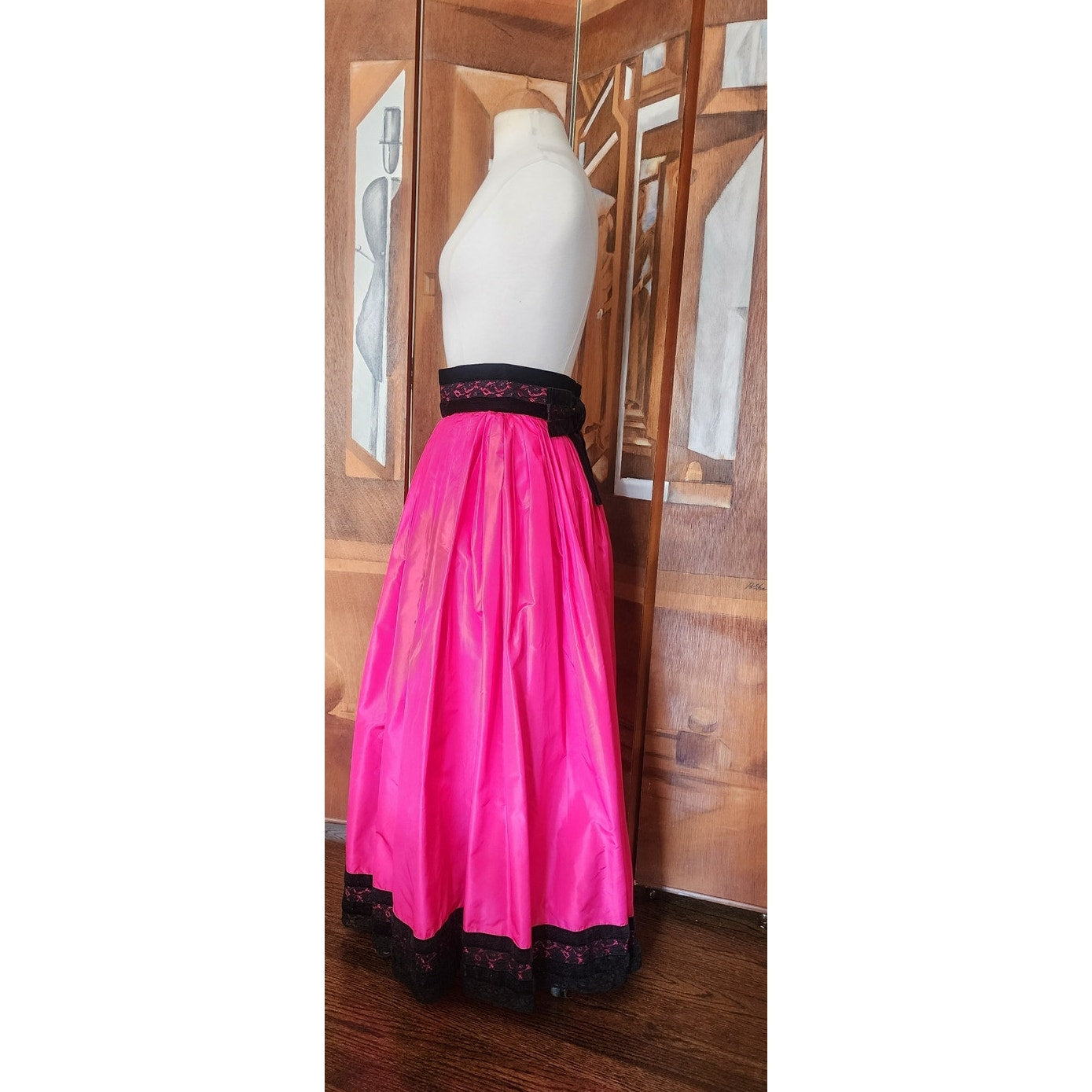 Vintage 1980s Oscar de la Renta Black Velvet Top Fuschia Pink Satin Maxi Skirt Set Miss O