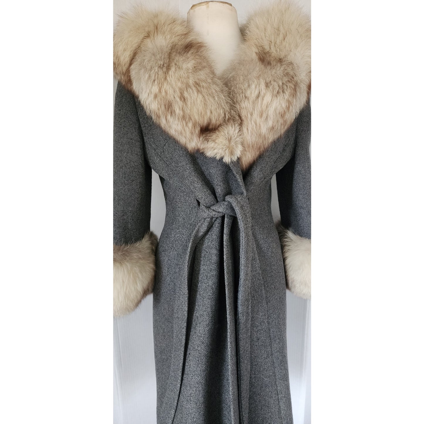 60s Gray Wrap Coat w/Cream Fox Fur Collar & Cuffs Gino Rossi