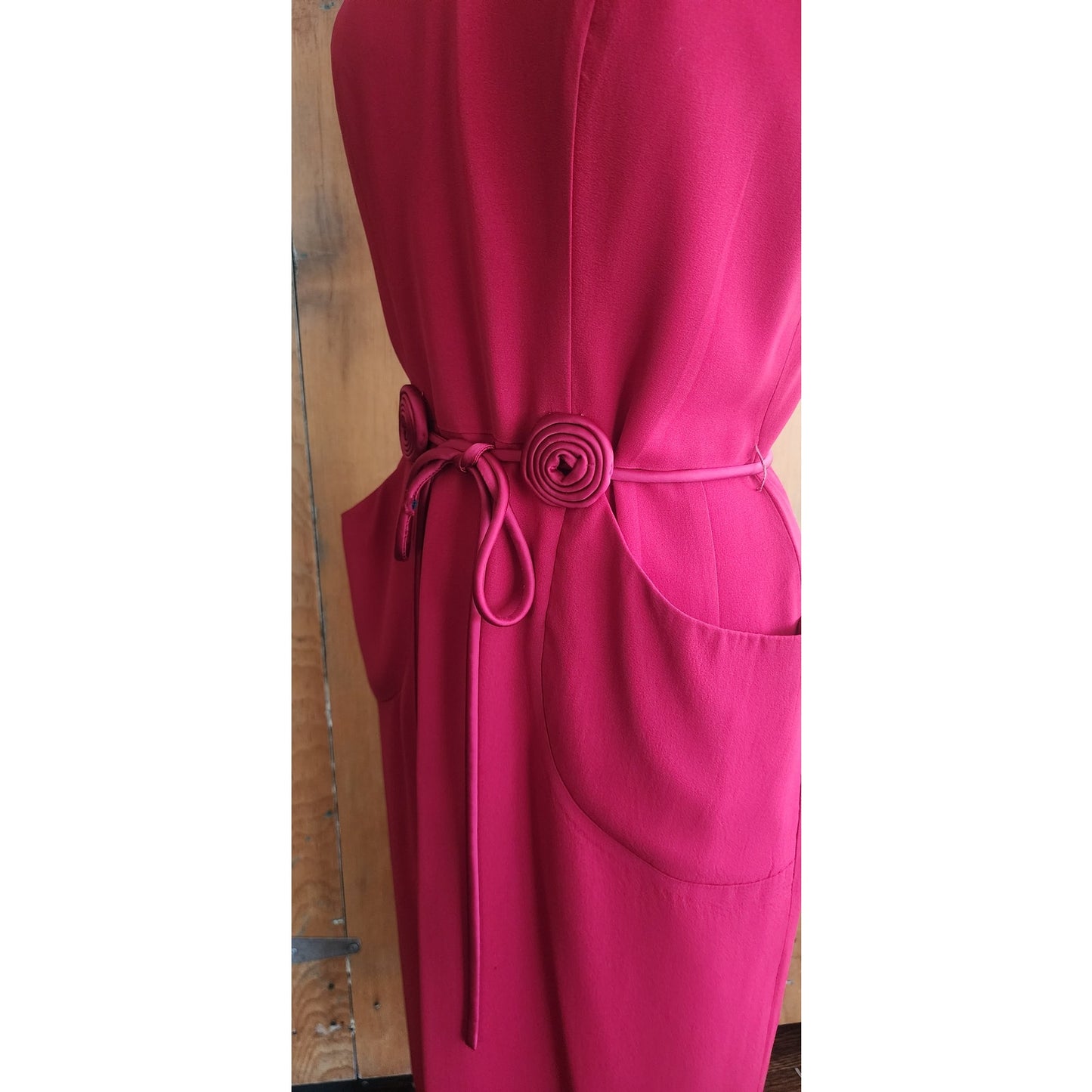 Vintage 40s Dress Red Rayon Short Sleeves Spiral Applique