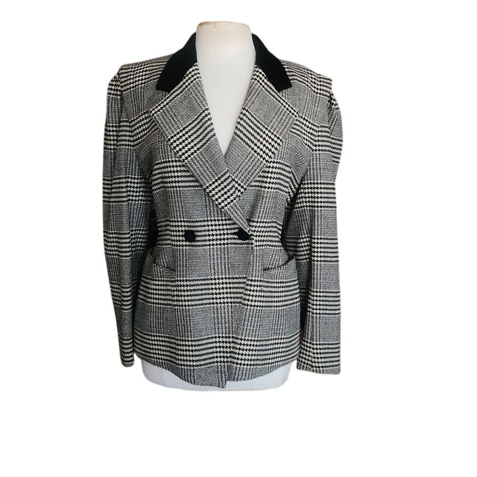 Vintage 1980s ESCADA Blazer Black Gray Plaid Tailored Jacket Double Breasted Velvet Collar