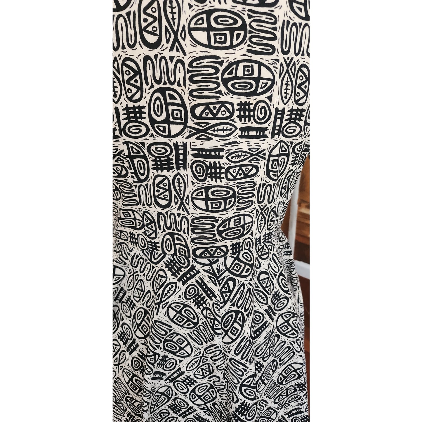 Vintage 50s Cotton Print Day Dress Black White MCM Tiki Pattern Rockabilly Short Sleeved / M