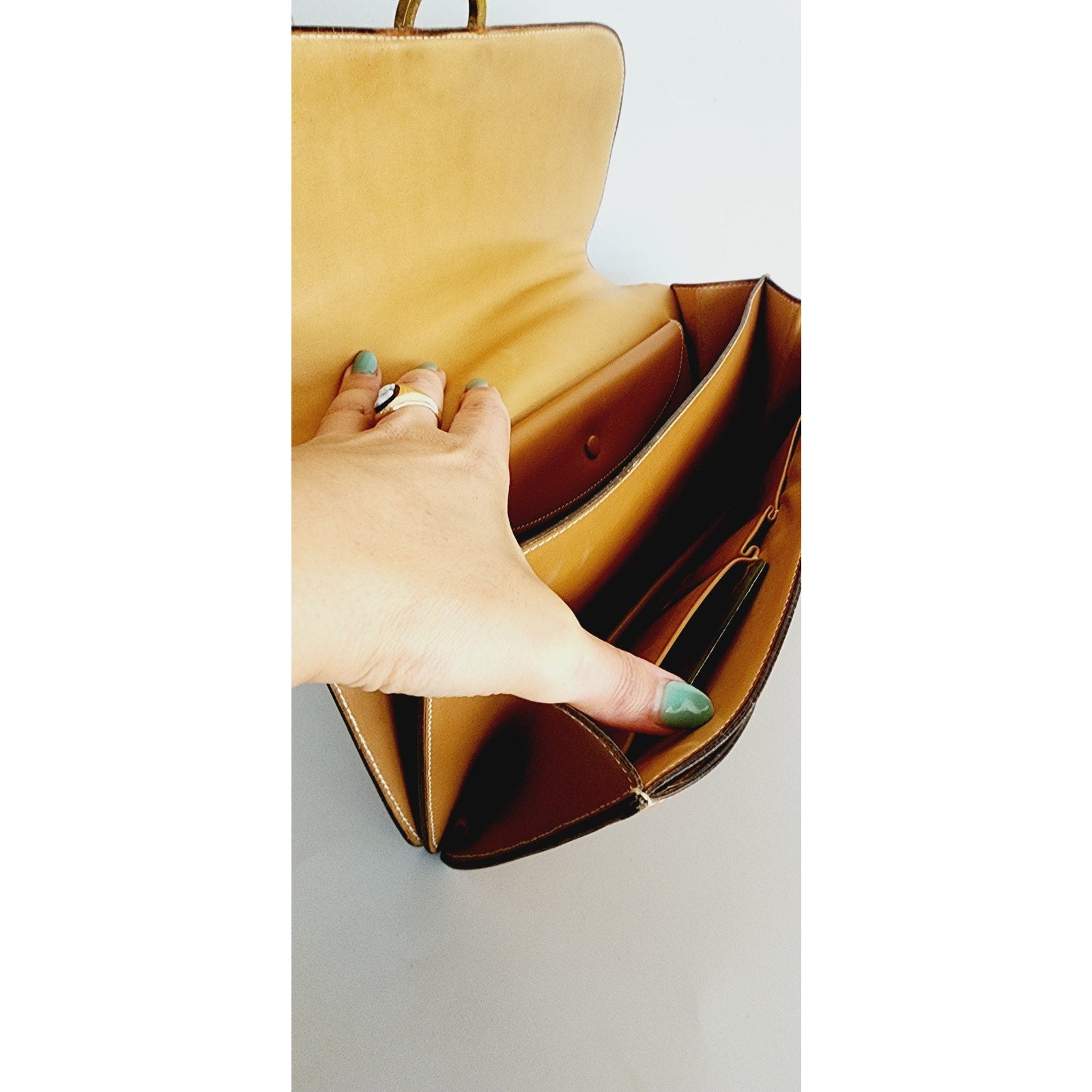 Vintage 60s Hermes Ring Handbag Brown Veau Box Leather