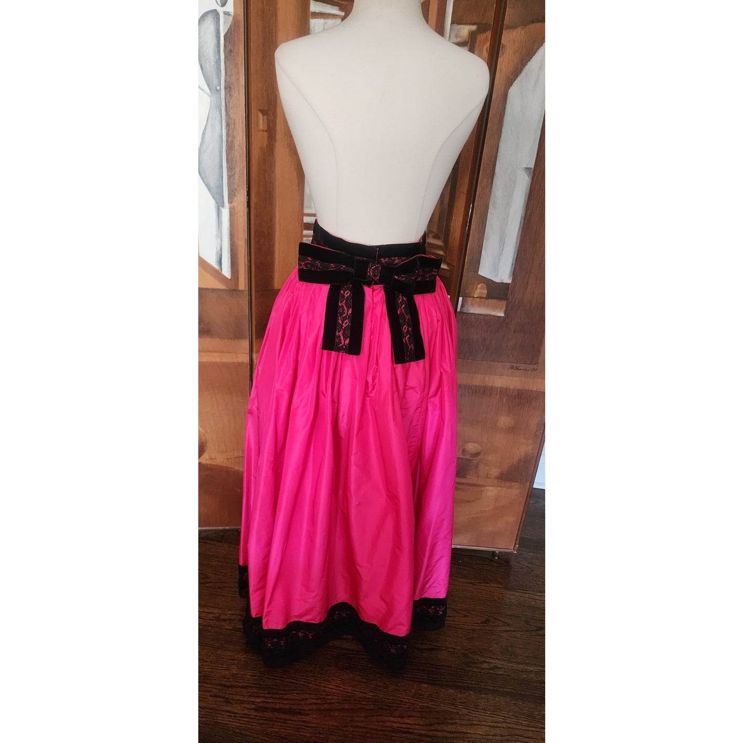 Vintage 1980s Oscar de la Renta Black Velvet Top Fuschia Pink Satin Maxi Skirt Set Miss O