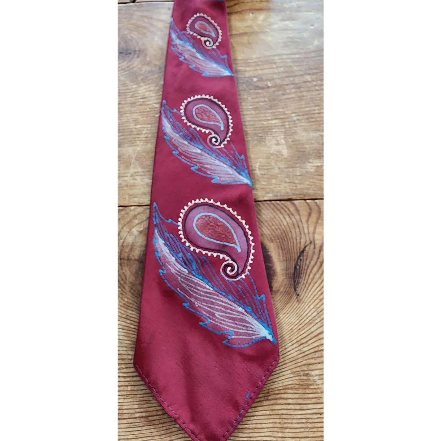 Vintage 40s Mens Tie Burgundy Red Handpainted Paisley Towncraft